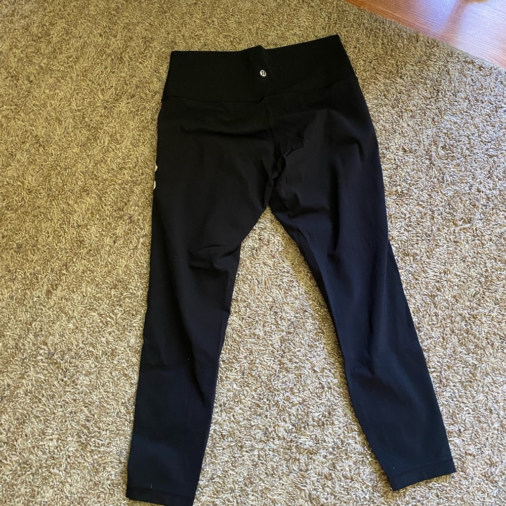 Rarely Worn Soulcycle Lululemon Leggings 💞 - Picture 4 of 6
